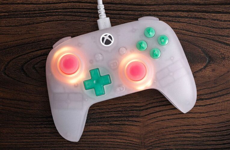8BitDo’s New Mini Xbox Controller Designated for Gamers with Smaller Hand Sizes