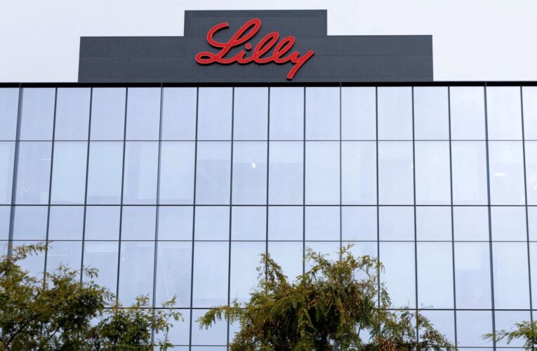 Eli Lilly’s oral weight-loss pill orforglipron clears key Phase 3 trial, paving the way for global approval