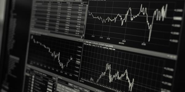 Bitcoin’s 8% Dip Fails to Break the $100K Barrier as Institutions Buy In—Could an $82.5K Bottom Be Forming?